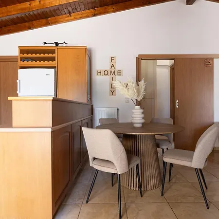 Panoraia Living - Cosy House By Sportcamp I Family * Loutráki